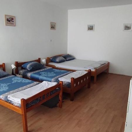Apartmani Banatski Konak Zrenjanin Buitenkant foto